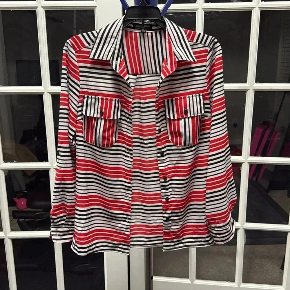 PETITE Small from NOTATIONS Buisness Top - Picture 14 of 15